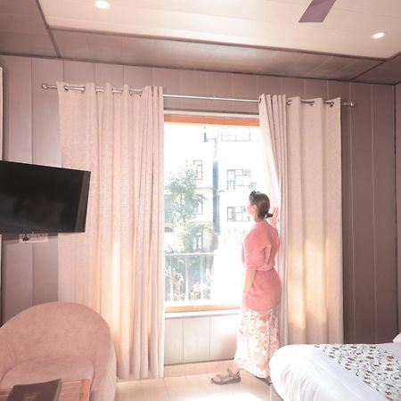 Yogved Hospitality & Resort Rishīkesh Eksteriør billede