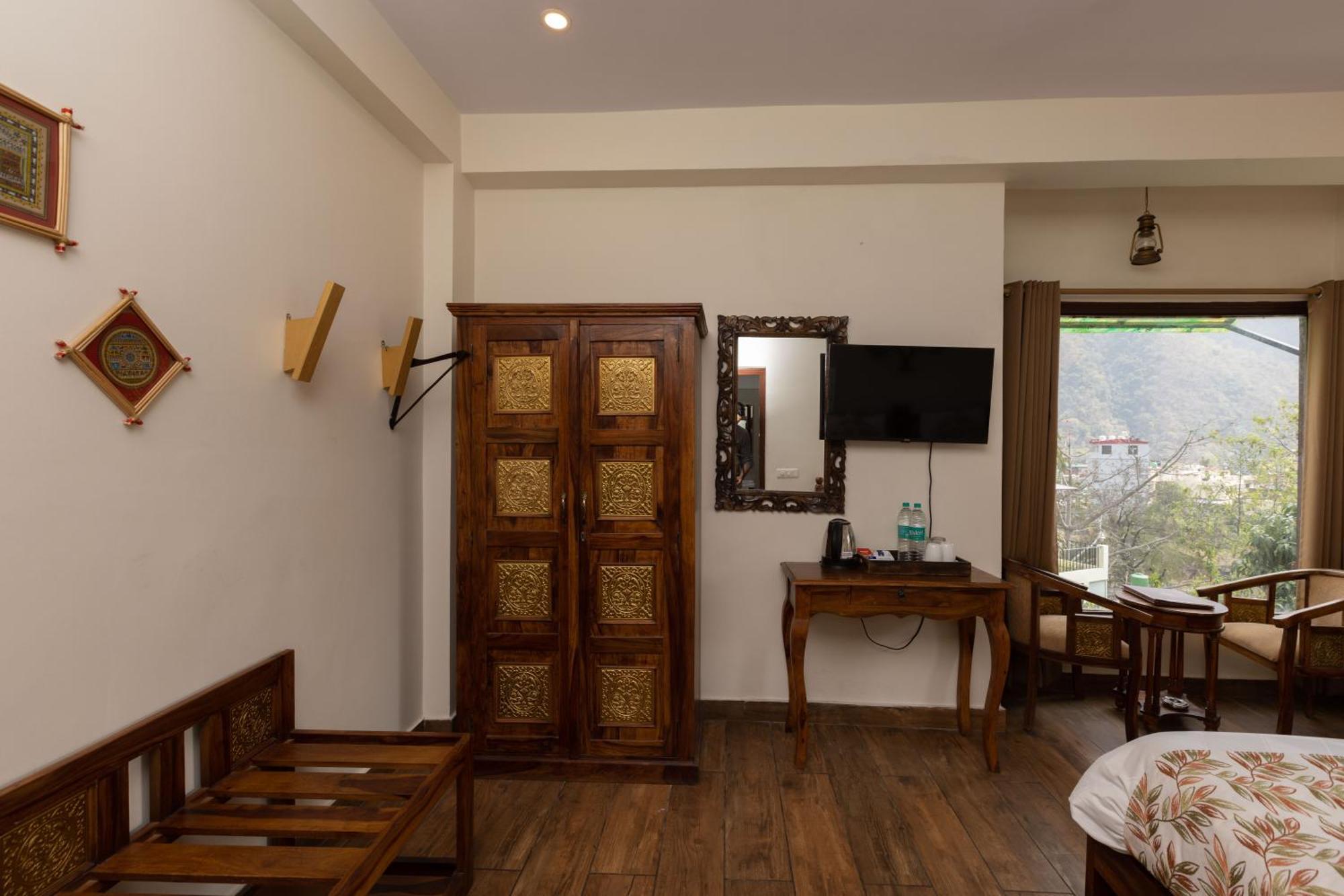 Yogved Hospitality & Resort Rishīkesh Eksteriør billede