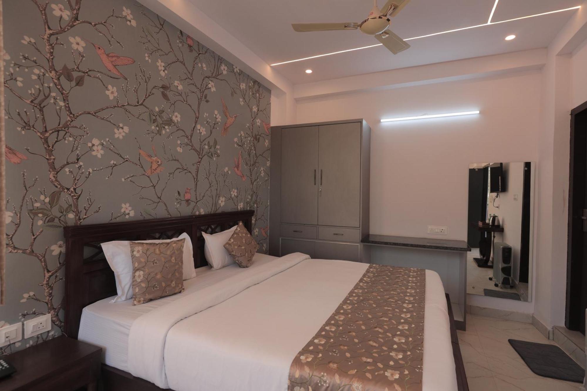 Yogved Hospitality & Resort Rishīkesh Eksteriør billede
