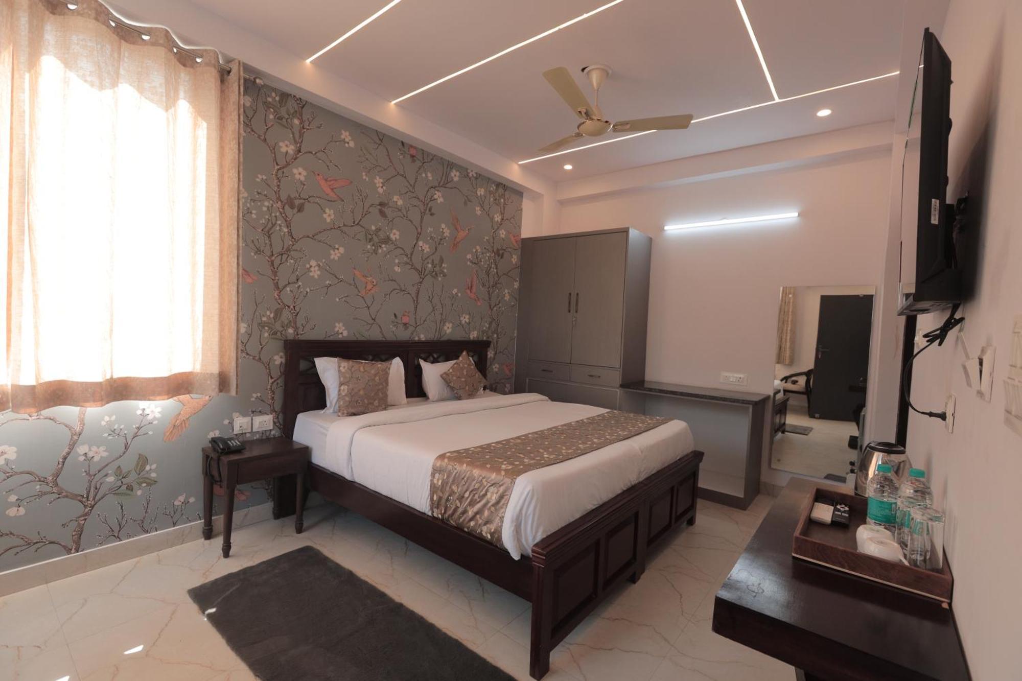 Yogved Hospitality & Resort Rishīkesh Eksteriør billede