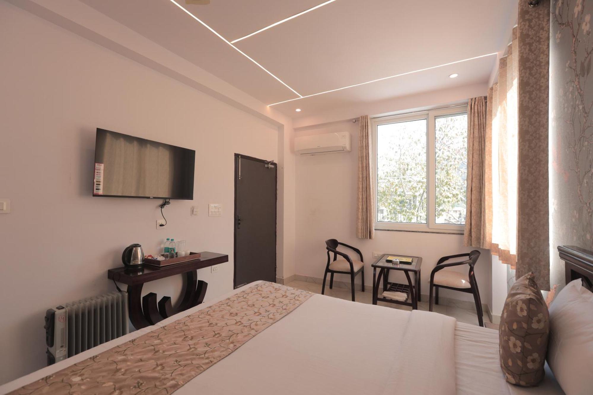 Yogved Hospitality & Resort Rishīkesh Eksteriør billede